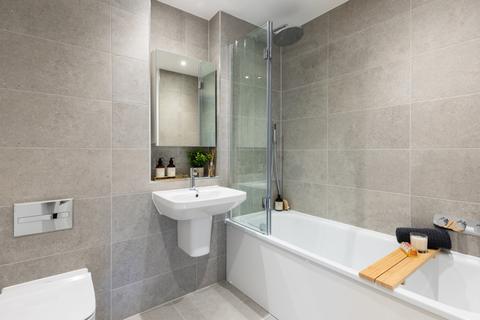 2 bedroom flat for sale - Plot 8.03 at Grand Avenue, King's House Hove, Grand Avenue, Hove BN3