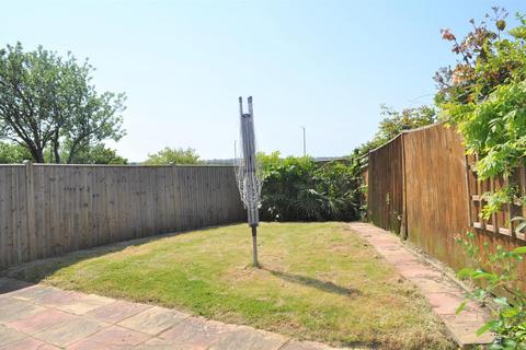 3 Fern Close, Eastbourne, BN23 8AQ