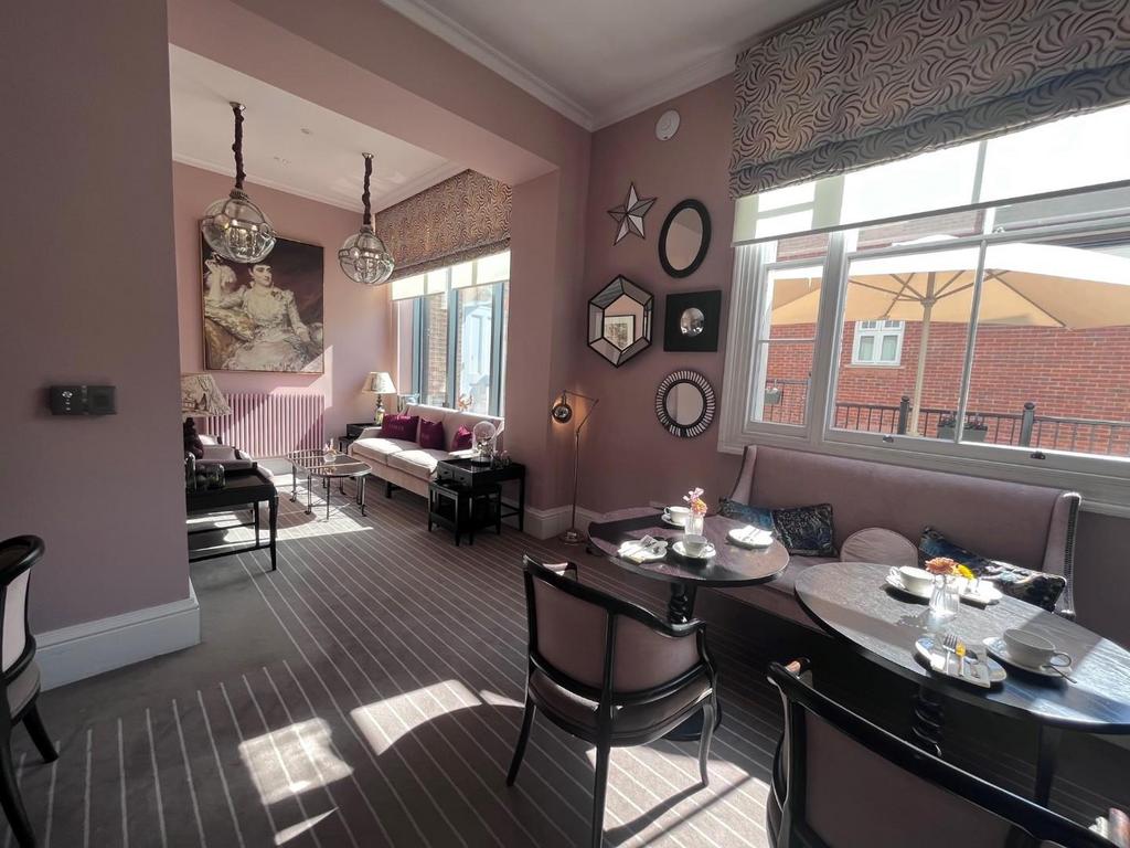 Coffee Lounge
