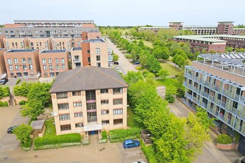 84 Dalgin Place, Campbell Park, Milton Keynes, MK9 4AG
