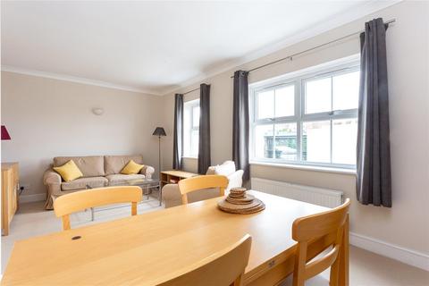 7 Waldo Close, London, SW4 9EY