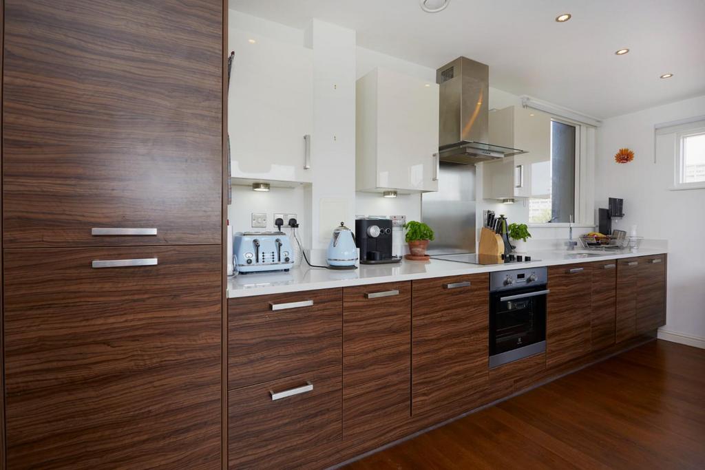 Kitchen1.jpg