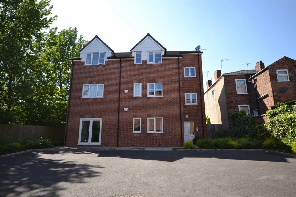 Heathlea Gardens, Hindley Green... 2 bed apartment £625 pcm (£144 pw)