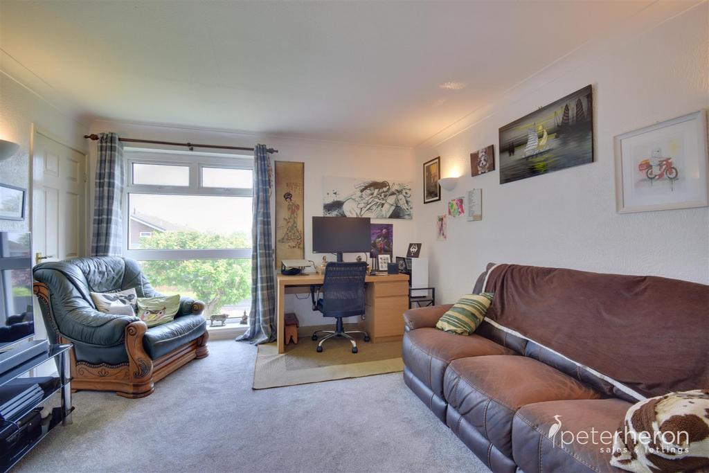 Trevarren Drive, Leechmere, Sunderland 2 bed apartment £28,000