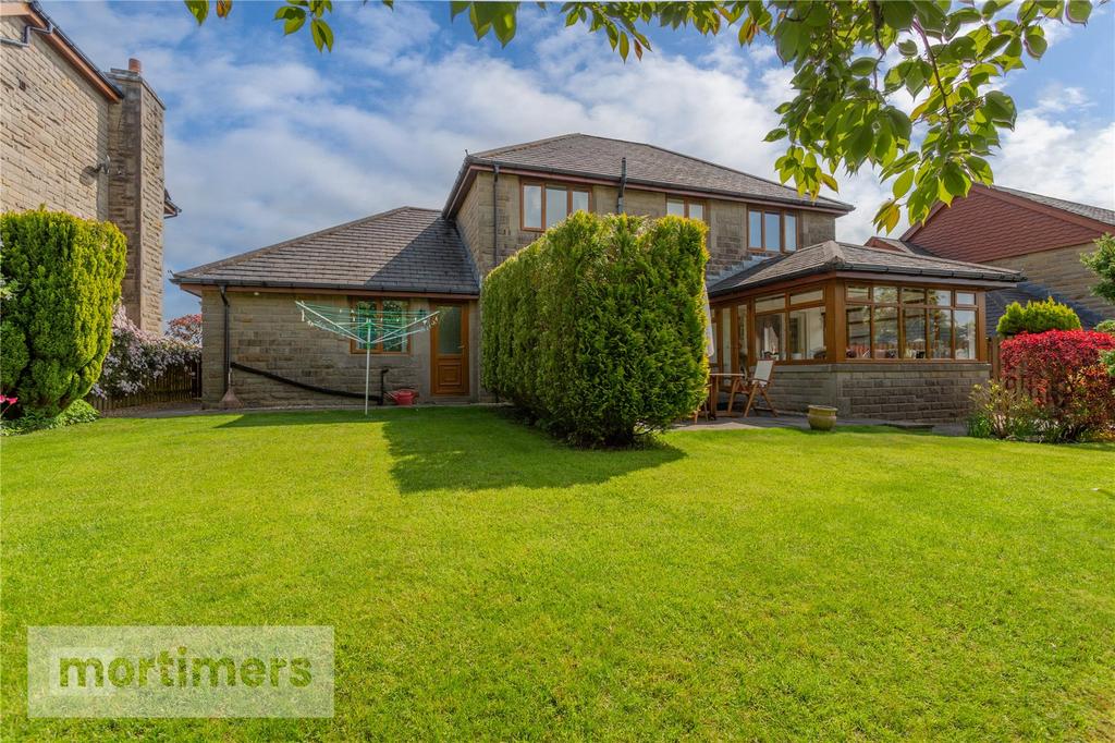 Woodfields, Simonstone, BB12 4 bed detached house £570,000