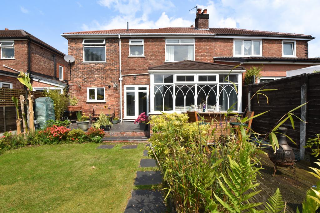 Westminster Road, Davyhulme, M41 4 bed semidetached house for sale £