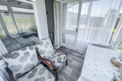 57 Glan Y Mor, Fairbourne, LL38 2LQ