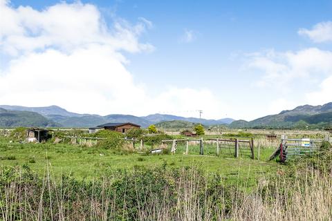 57 Glan Y Mor, Fairbourne, LL38 2LQ