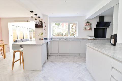 43 Burnbake Road, Verwood, BH31 6ER