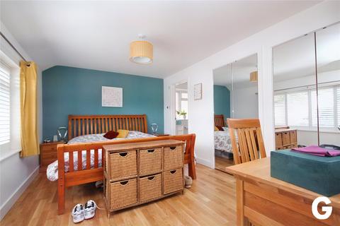 51 Fairlie, Ringwood, BH24 1TR