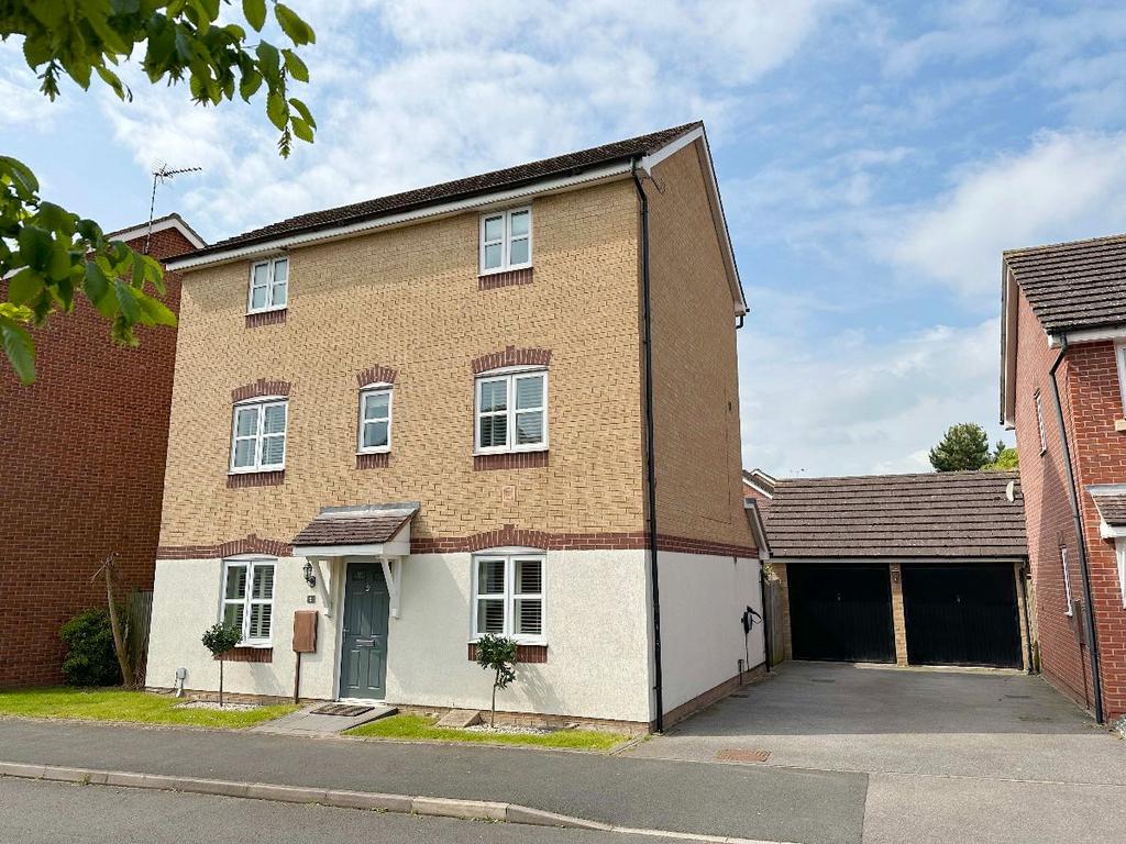 Claypitts Boulevard, Chase Meadow, Warwick 4 bed detached house for sale £550,000