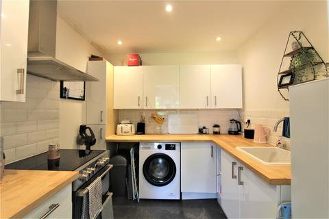 2 bedroom apartment for sale, White Dirt Lane, Clanfield, Waterlooville, Hampshire, PO8