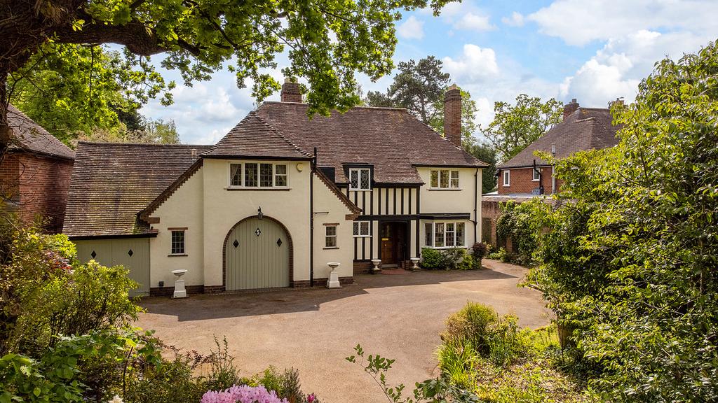 Alderbrook Road, Solihull, B91 1NH 4 bed detached house for sale £