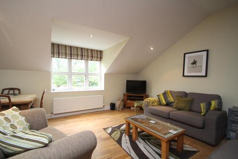 2 bedroom flat to rent - The Crescent, Shires Court, Boston Spa, Wetherby, West Yorkshire, UK, LS23