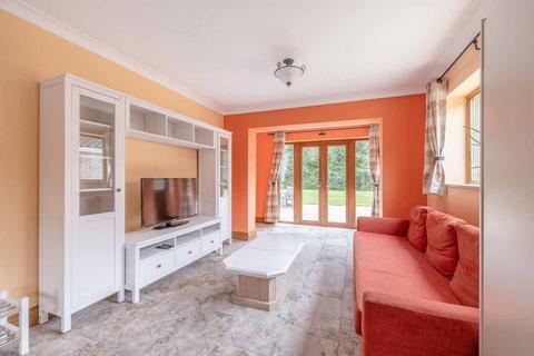 Willow Cottage Cherry Tree Lane, Iver, SL0 0EE