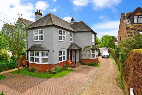 3 bedroom detached house for sale, Hythe Road, Dymchurch, Romney Marsh, Kent