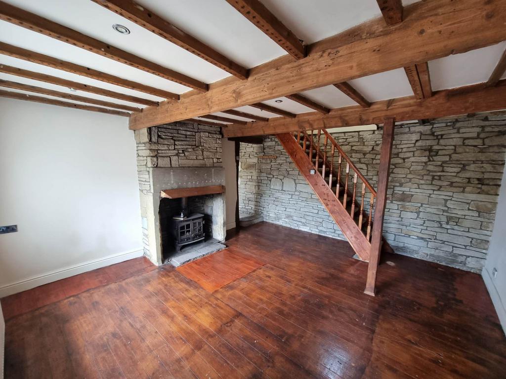 Mount Tabor Road, Halifax, West Yorkshire, HX2 2 bed terraced house for