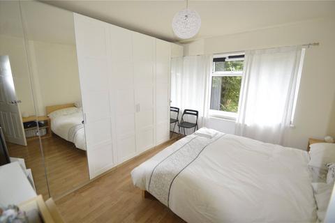 2 bedroom maisonette to rent, Larchfield Road, Maidenhead, Berkshire, SL6