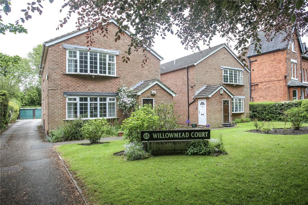 Heaton Moor Road, Heaton Moor... 2 bed flat £210,000
