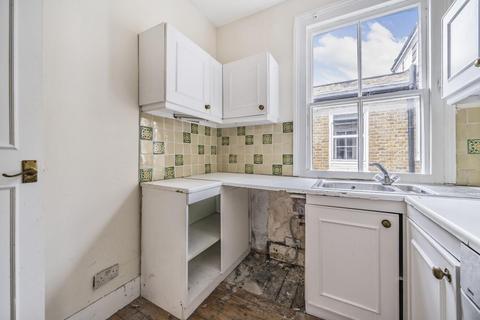 2 bedroom flat for sale, Sedlescombe Road, Fulham