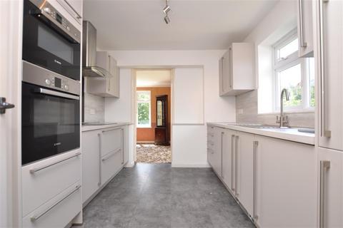 2 bedroom bungalow for sale, Hearsall Avenue, Chelmsford