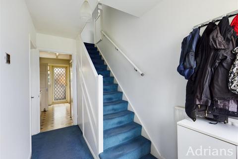 67 Ash Grove, Chelmsford, CM2 9JT