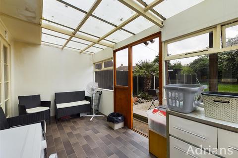 67 Ash Grove, Chelmsford, CM2 9JT