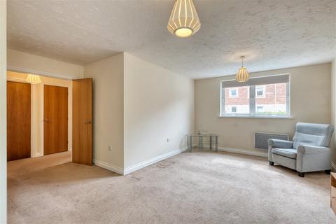 Flat 9, Chadwick House Callowbrook Lane, Rubery, Birmingham, B45 9HZ
