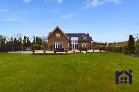 4 bedroom detached house for sale, Southport Road, Eccleston, PR7 6ES