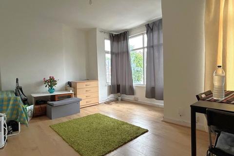 37a Central Road, Wembley, HA0 2LQ