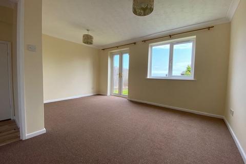 3 bedroom semi-detached house to rent, St Martins Walk, ELY, Cambridgeshire, CB7