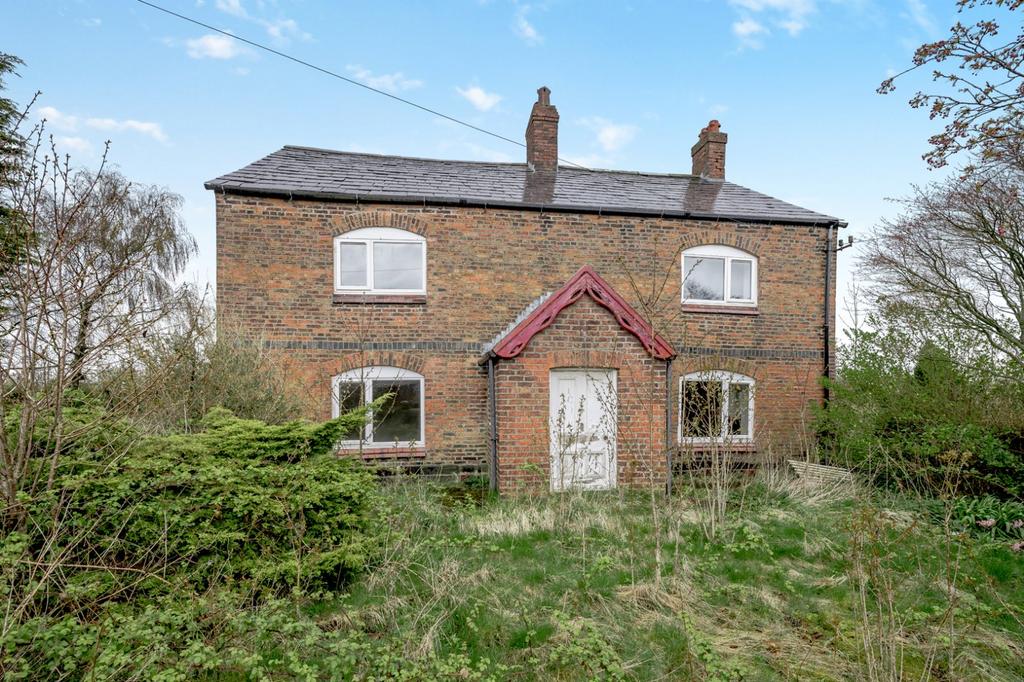 Northwich Road, Dutton, Warrington 5 bed detached house for sale £750,000