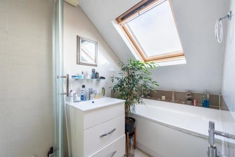 88 Burnthwaite Road, London, SW6 5BG