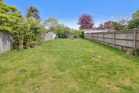 5 Betchworth Avenue, Earley, Reading, RG6 7RH