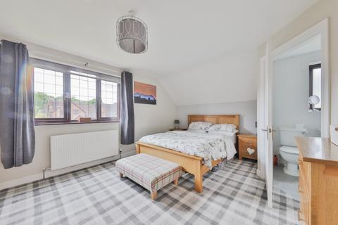 3 Oak Grove, Barrow-upon-humber, DN19 7SH