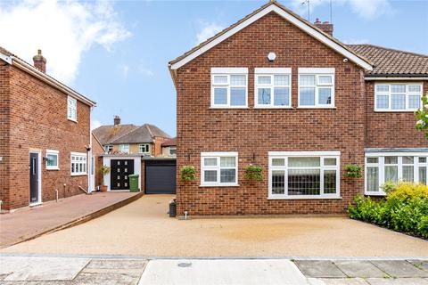 3 bedroom semi-detached house for sale, Nyth Close, Upminster, RM14