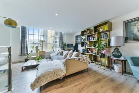 Flat 4, Plate House, 3 Burrells Wharf Square, London, E14 3TH