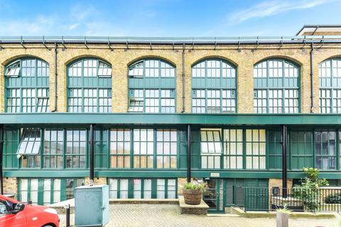 Flat 4, Plate House, 3 Burrells Wharf Square, London, E14 3TH