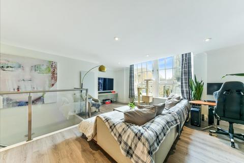 Flat 4, Plate House, 3 Burrells Wharf Square, London, E14 3TH