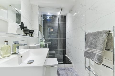 Flat 4, Plate House, 3 Burrells Wharf Square, London, E14 3TH