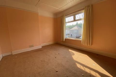 3 bedroom semi-detached house for sale - Park Avenue, Glynneath, Neath, Neath Port Talbot.