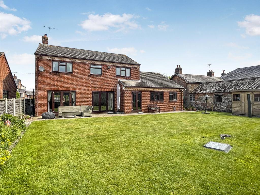Dovaston, Kinnerley, Oswestry, Shropshire, SY10 4 bed detached house
