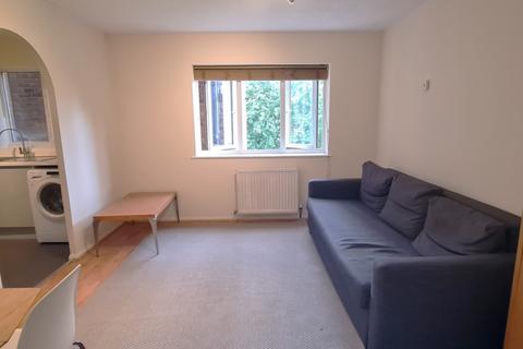 1 bedroom flat to rent, Christchurch Avenue, London NW6