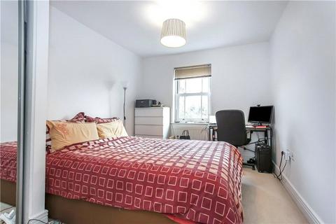 2 bedroom apartment for sale, Holford Way, London, SW15