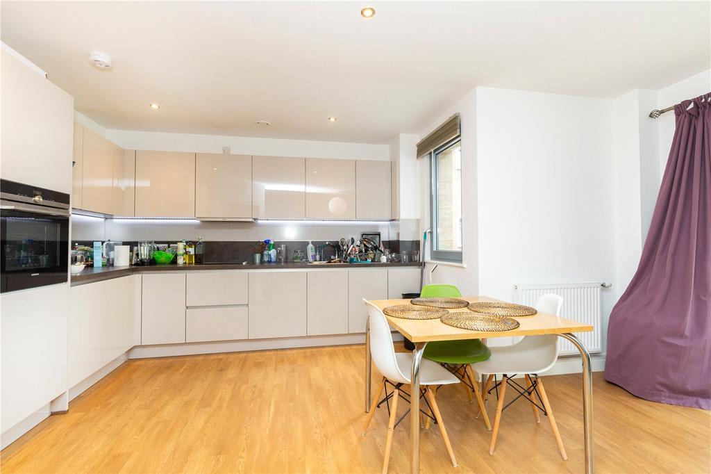 Ashwin Street, London, E8 2 bed apartment - £600,000