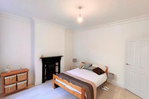 2 bedroom apartment for sale, Newlands Park, Sydenham, London, SE26