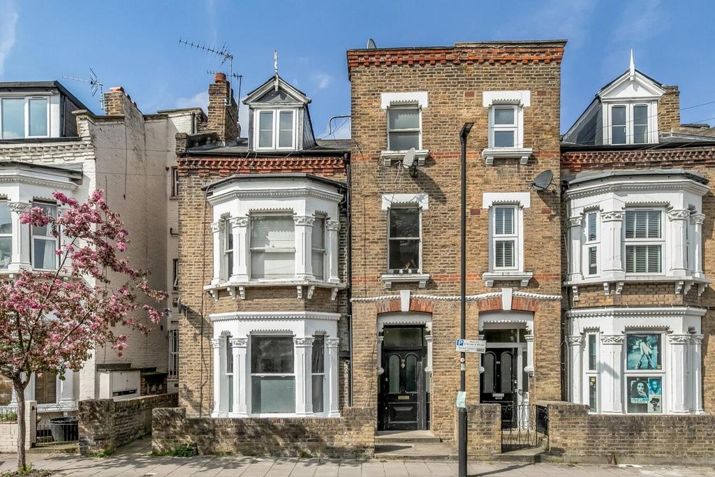 Brailsford Road, Brixton, London, SW2 2 bed apartment for sale £560,000