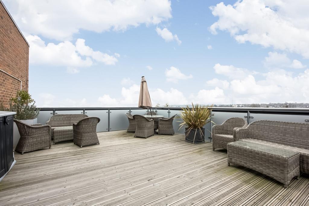 Upper Norwood SE19 1 bed retirement property for sale £320,000