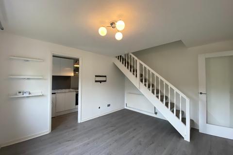 1 bedroom flat to rent - Fauldburn Park, East Craigs, Edinburgh, EH12