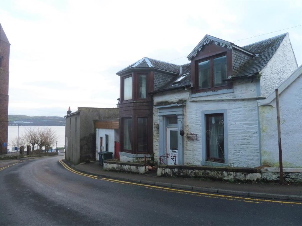 Braeside 13 Kirn Brae, Dunoon, PA23 8BG 4 bed link detached house for